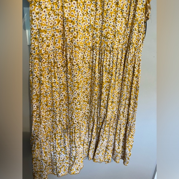 Dress - Picture 5 of 5